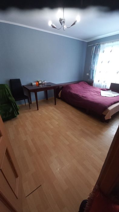 Квартира подобово з центральним опаленням в центрі міста