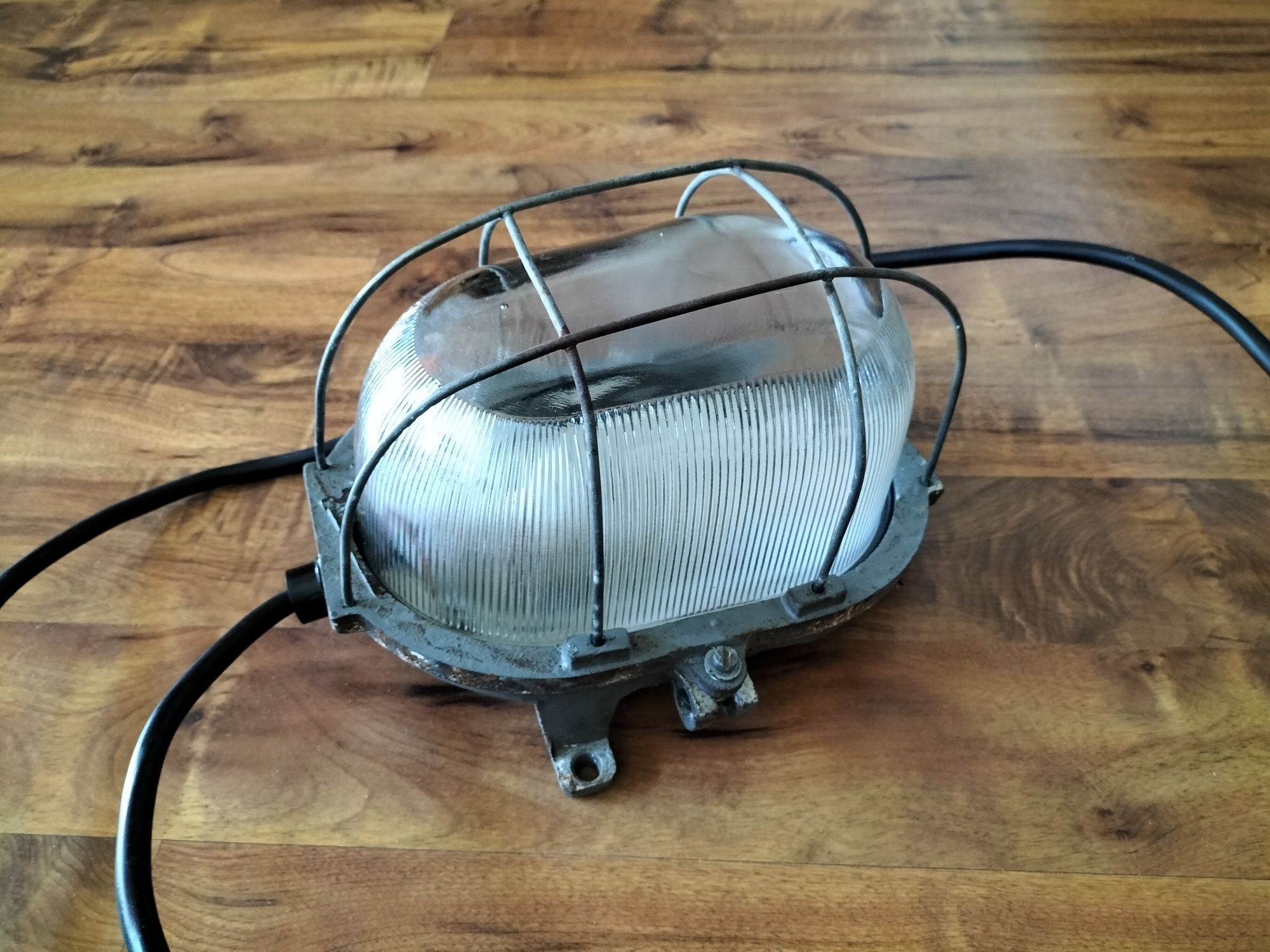 Lampa oprawa kanałowa przemysłowa loft vintage