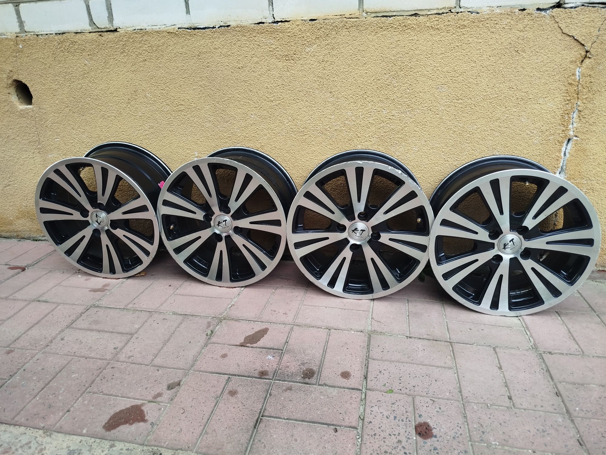 Диски Reno logan r 15