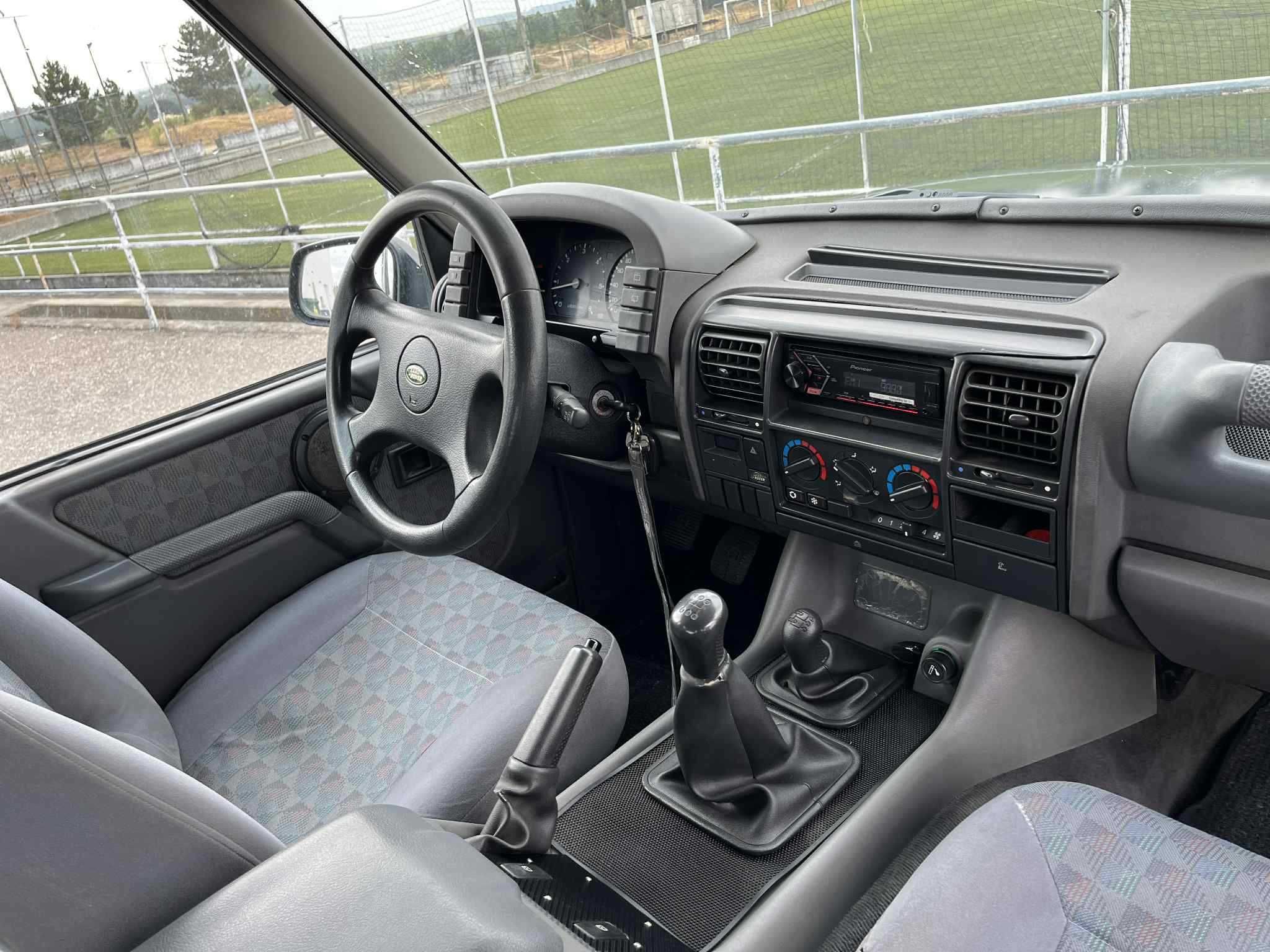 Land Rover Discovery 300 2.5 TDI
