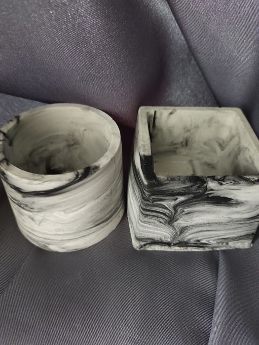 Кашпо гипсовое , набор из двух штук