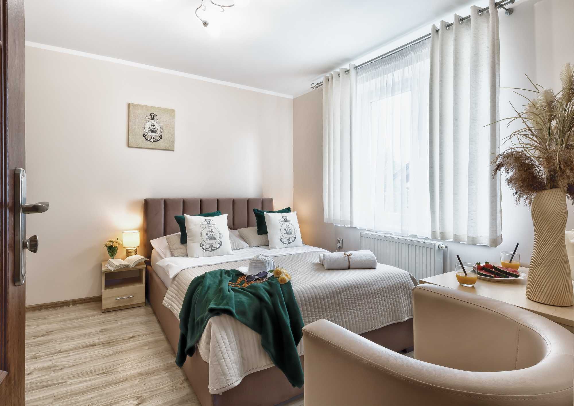 Łeba, wyżywienie, pokoje, nocleg w Łebie