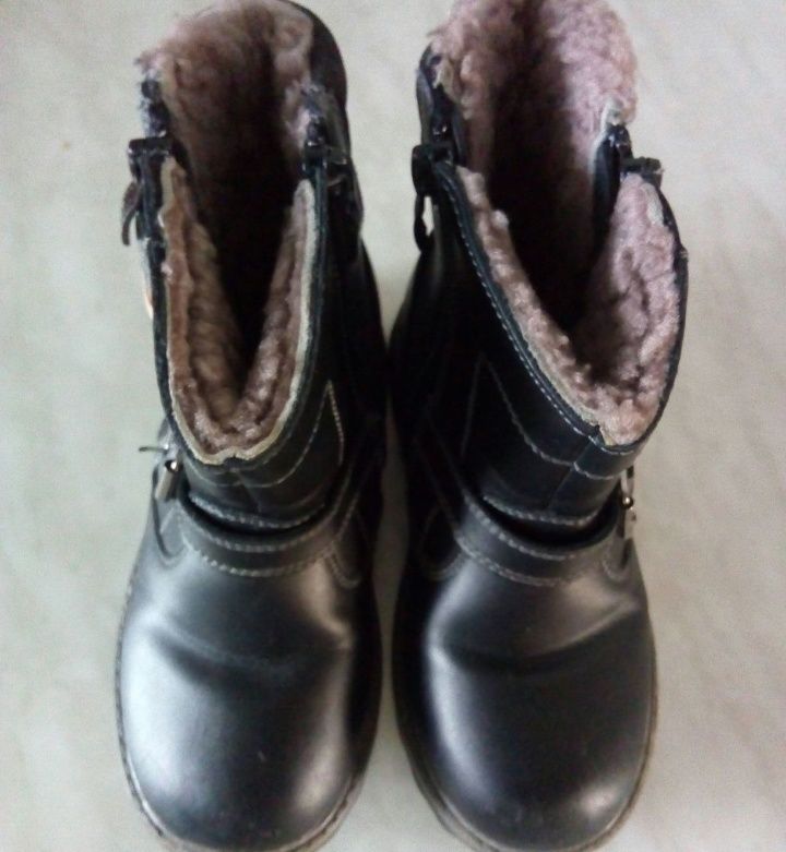 Зимние ботинки-сапожки на мальчика , 29 размер-18 см длина