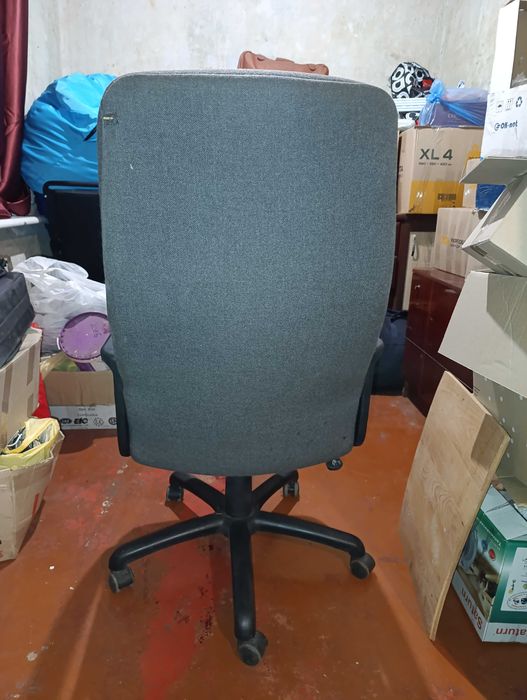 Офисное кресло/Офисное кресло