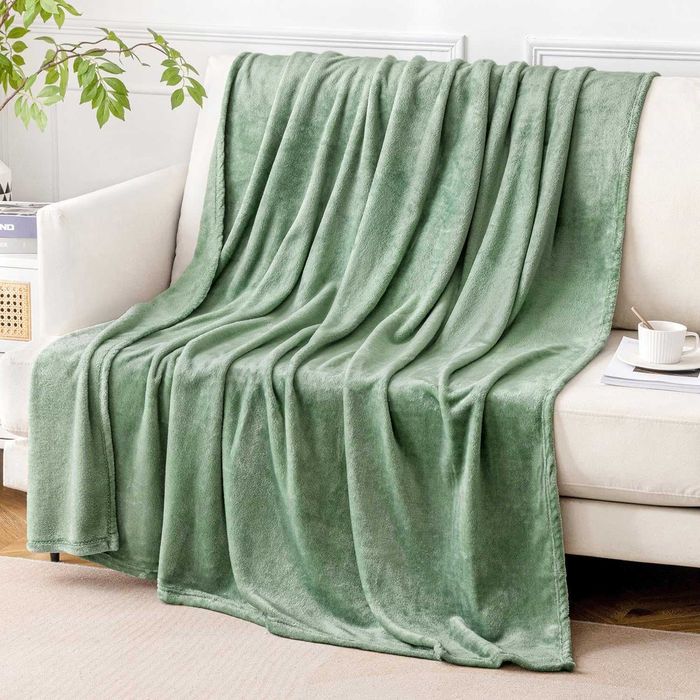 Nowy koc polarowy / kocyk / narzuta / pled / 130x150cm / A2380!