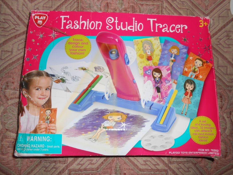 Проектор для девочек: дизайнер одежды.