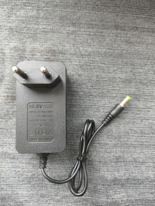 Безщітковий шуруповерт