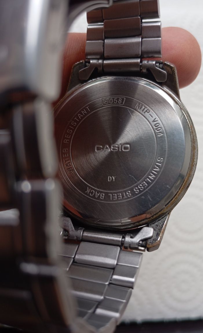 Годинник  Casio  !