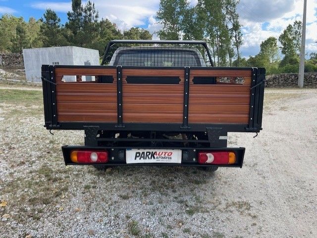 Mitsubishi L200 2.3 DI-D CD Invite 4WD