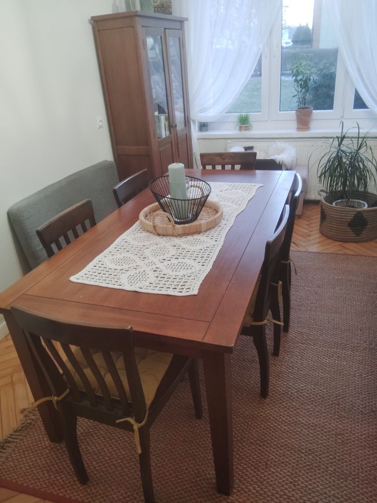 Stół Lintrup z Jysk . +krzesła
