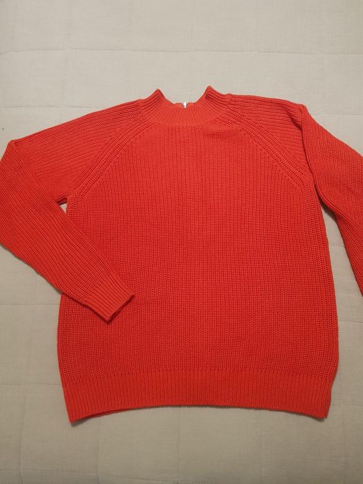 Червоний светр H&M