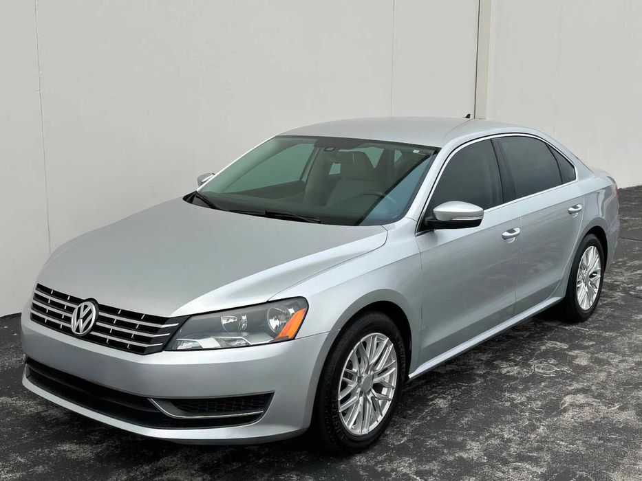 Volkswagen Passat      2015