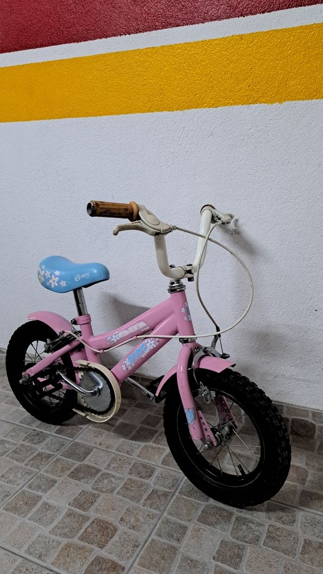 Bicicleta menina