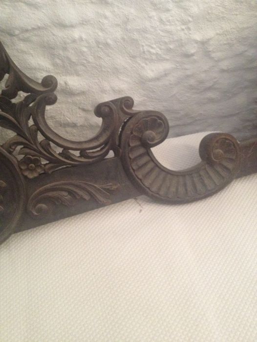 Cabeceira de cama ou para decoração (muito antigo)