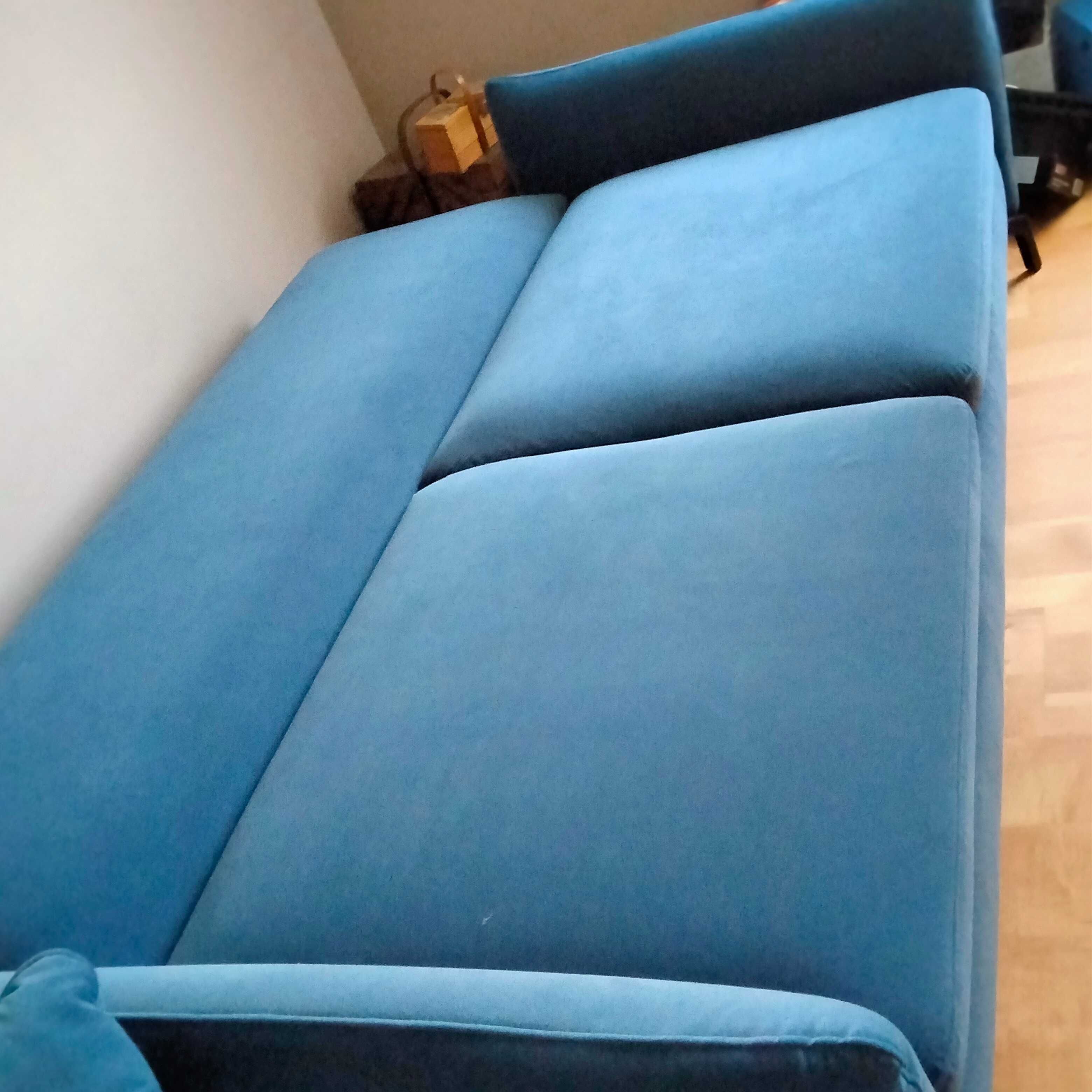 Rozkładana sofa -morski kolor weluru. Schowek na pościel. Jak nowa.