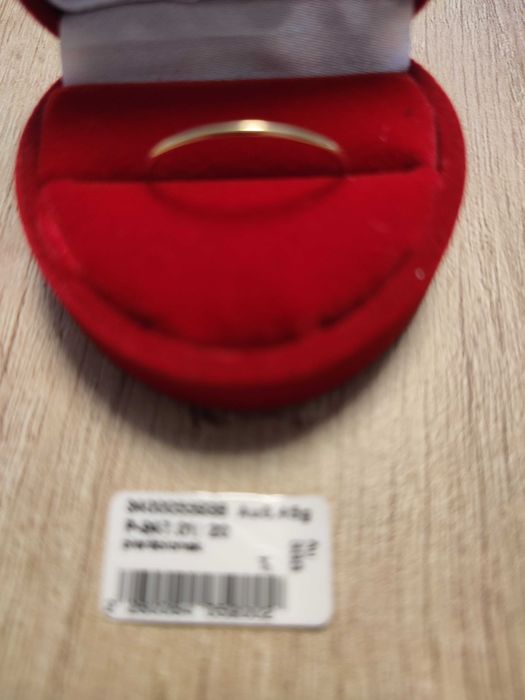 Pierścionek obrączka Apart