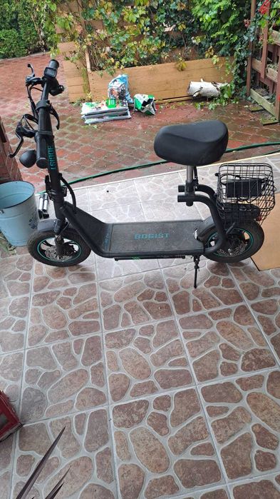 Hulajnoga elektryczna