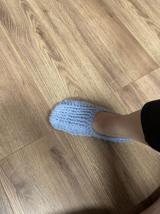 Теплі вʼязані капці