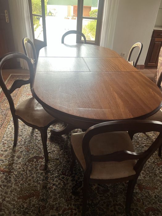 Mesa extensivel madeira com 6 cadeiras