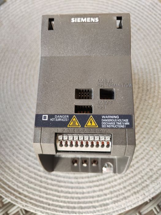 Falownik, przemiennik częstotliwości nowy  0,25kW