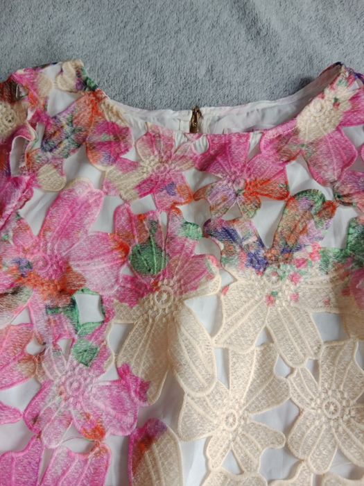 Продам нарядное платье