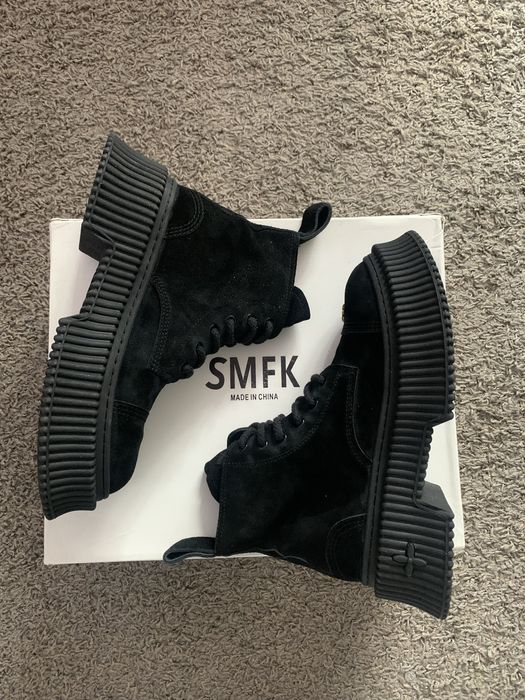 Нові чорні черевики SMFK 40 розмір