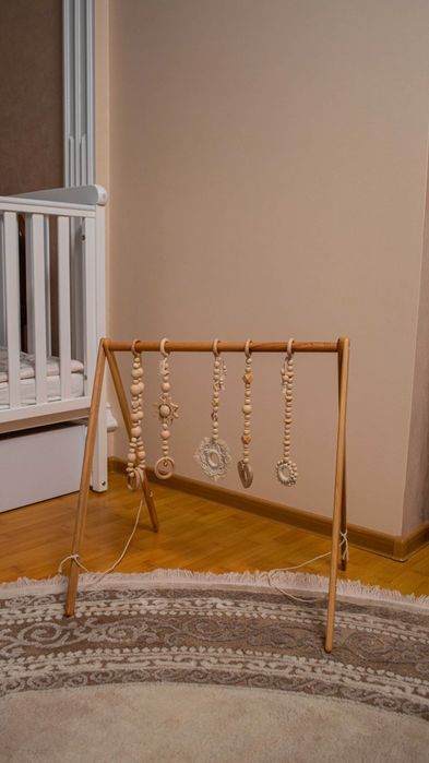 Подарунок на Хрестини і народження Тренажер Монтессорі + підвіски