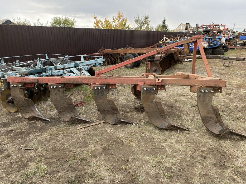 Плн з стійками параплау