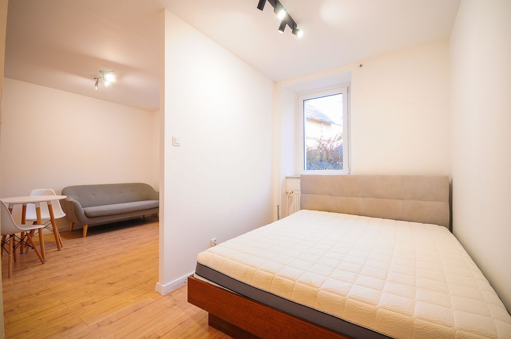 ŚWIĘTOSZÓW Mieszkanie na Wynajem Niskie Opłaty Parter Osobna Sypialnia