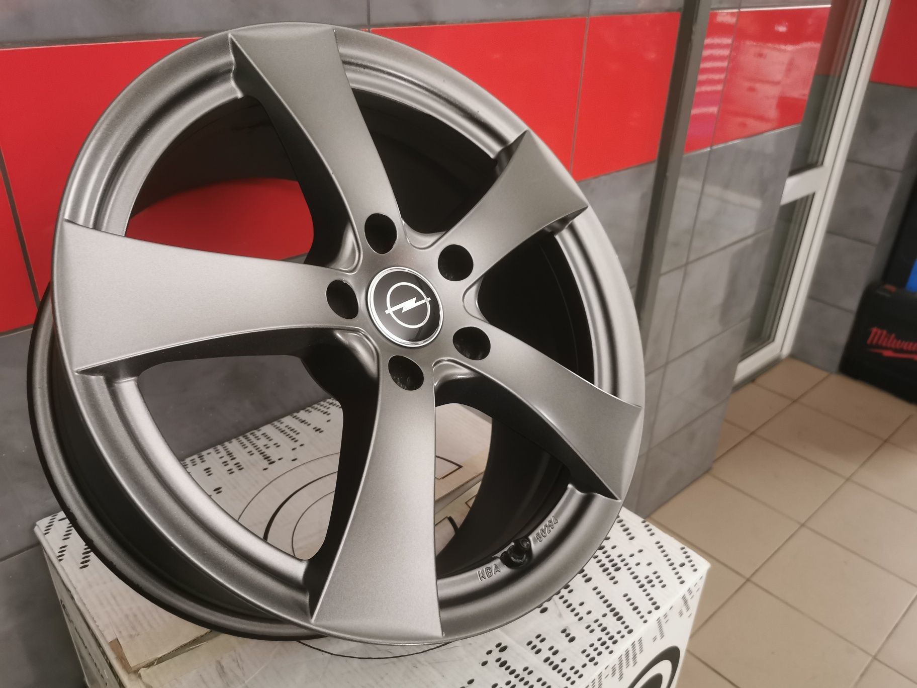 Felgi 18" 5x120 Opel Insignia Vivaro BMW E46 E90 F10 F30 Świdnik