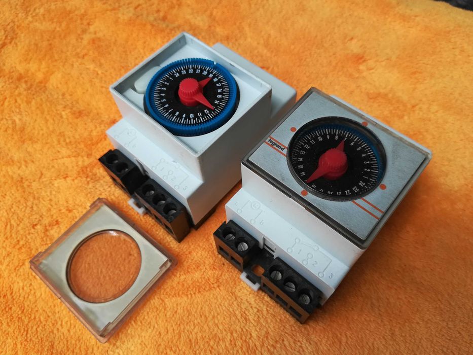 LEGRAND MicroRex T Zegar Sterujący Programator czasowy