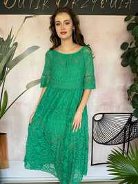 Elegancka sukienka koronkowa długa zielona Włochy