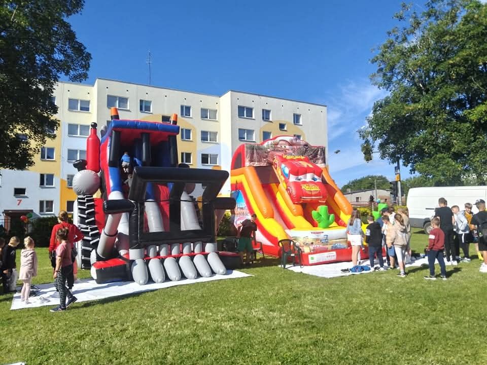 Zamek dmuchany ,zjeżdżalnie dmuchane