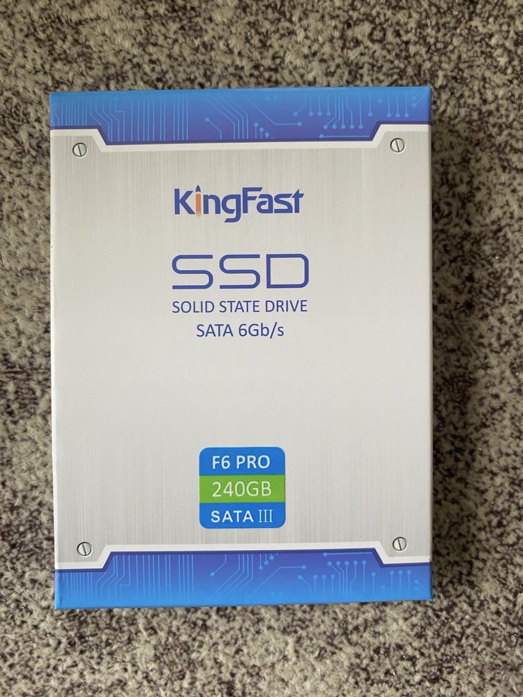 SSD на 240 GB новый