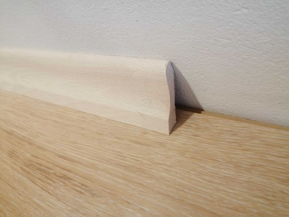 Listwy przypodłogowe bukowe ,sosnowe, jesionowe, dębowe, Producent !!!