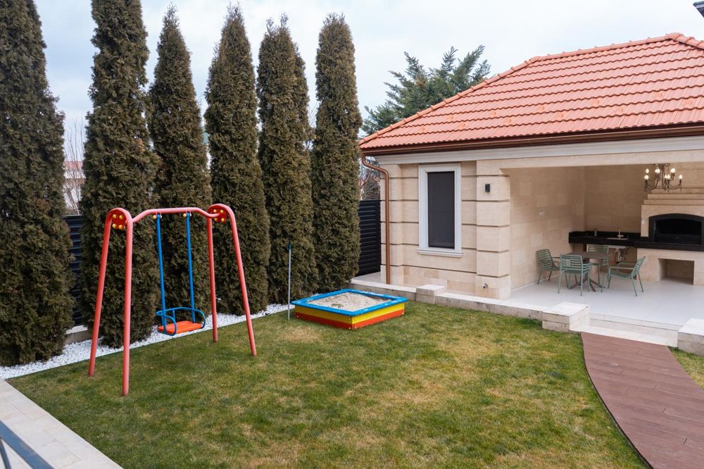 Аренда ДОМА в Совиньоне,  гараж, бассейн, 5 спален