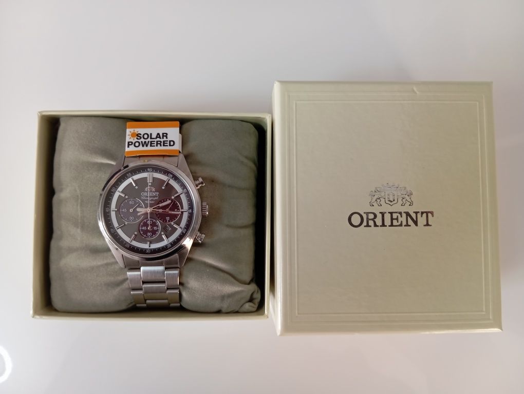 Orient NEO70'S Solar PANDA chronograf