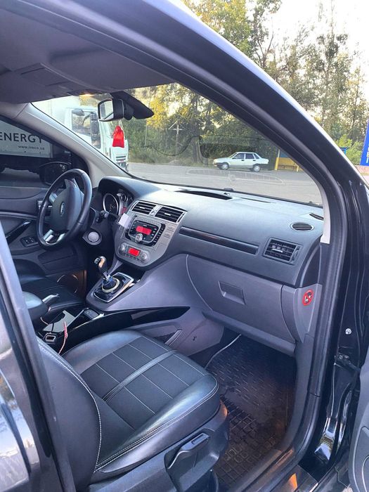 Продам Ford Kuga
