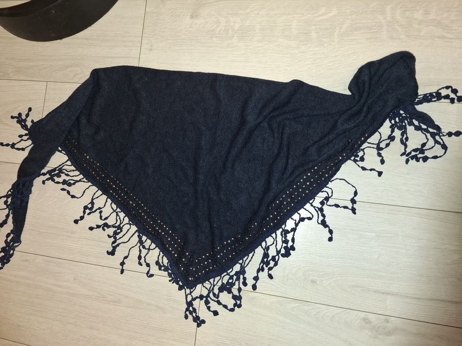 Granatowa chustka new yorker