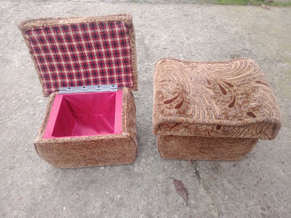 Sprzedam 2 pufy brązowe