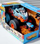 машинка 30 см трек Hot Wheels Monster Trucks RC Rhinomite на керуванні