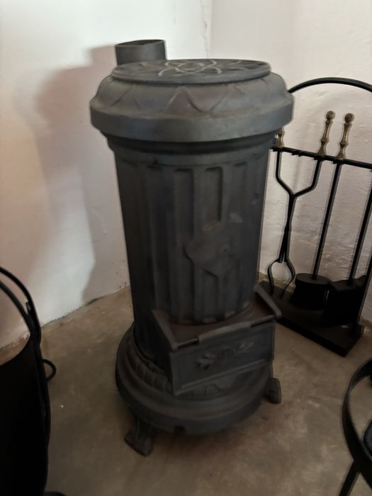 Vendo Salamandra em Ferro Fundido 180€