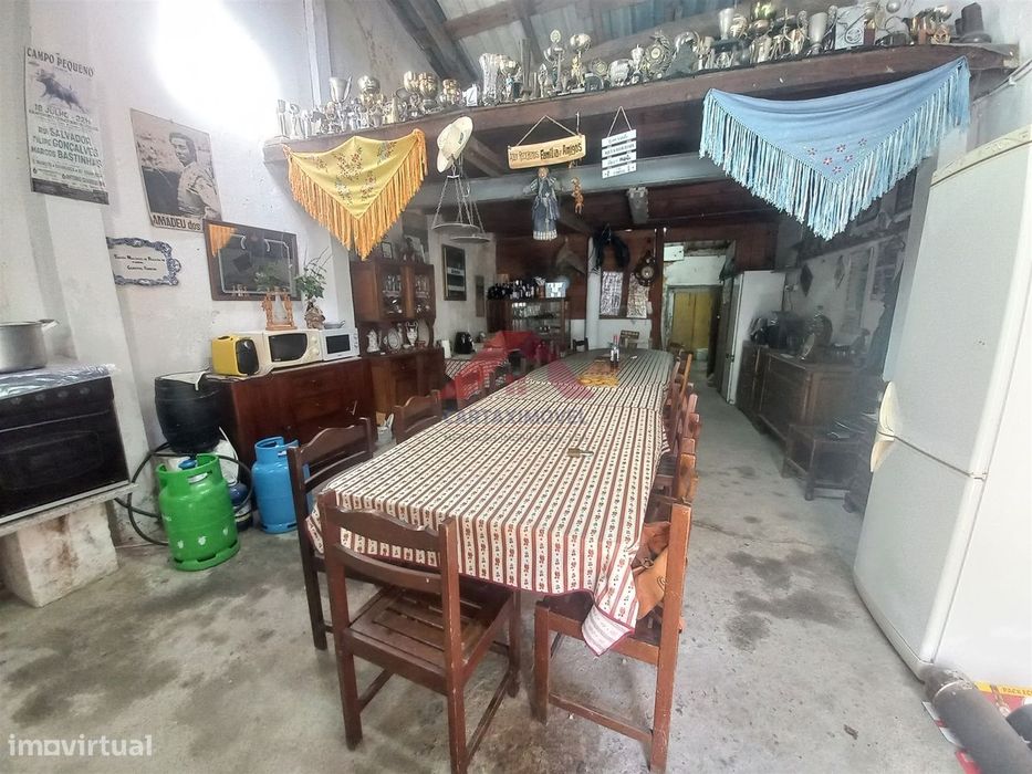 Armazém  Venda em Cartaxo e Vale da Pinta,Cartaxo