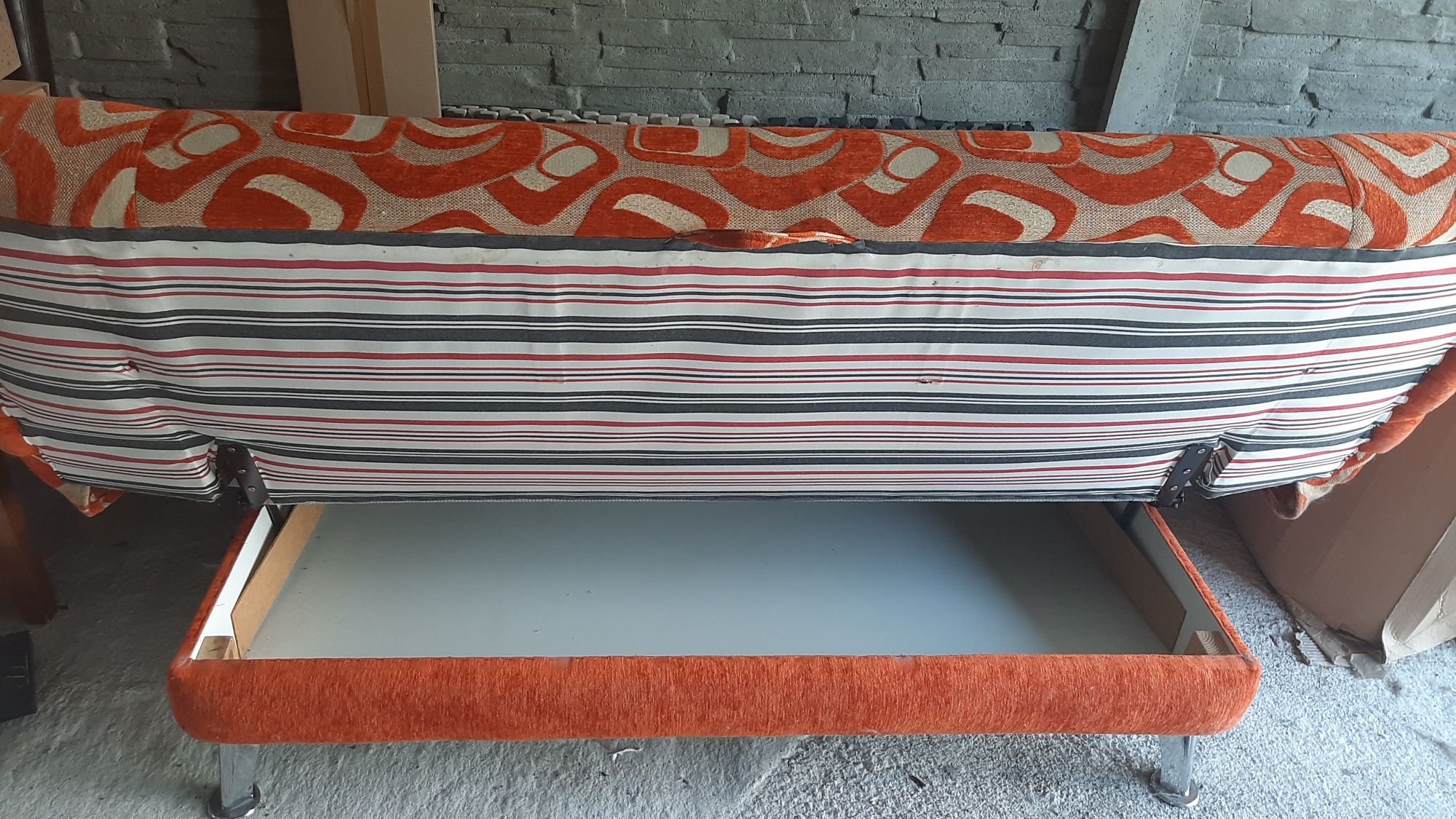 Sofa z funkcją spania