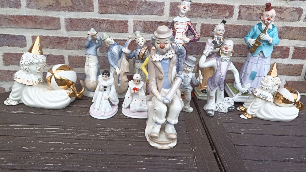 Статуэтка  клоун