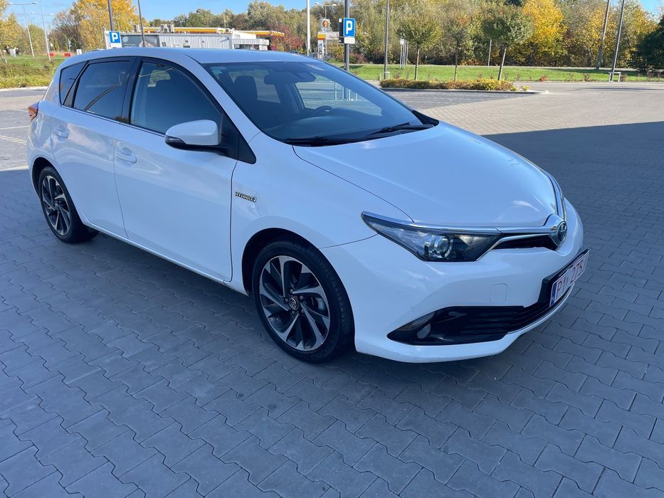 Toyota Auris Auris hybryda gwarancja na baterie hybrydowa