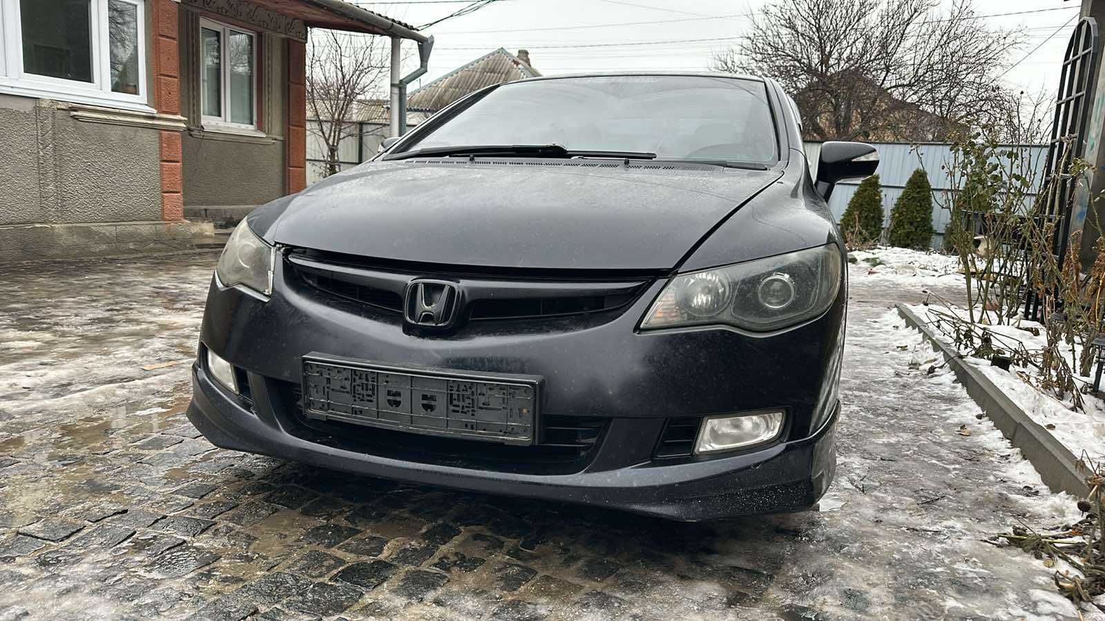 Авторазборка Honda Civic 4D 1.8 маханика бензин механика 2006 год