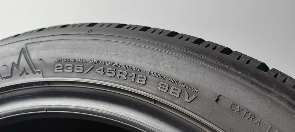 4X 235/45R18 98V Dunlop Winter Sport 5 4K
