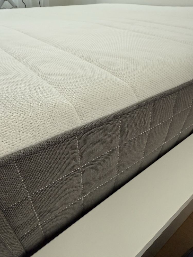 MALM Estrutura cama c/arrumação e colchao, branco, com 160x200 cm