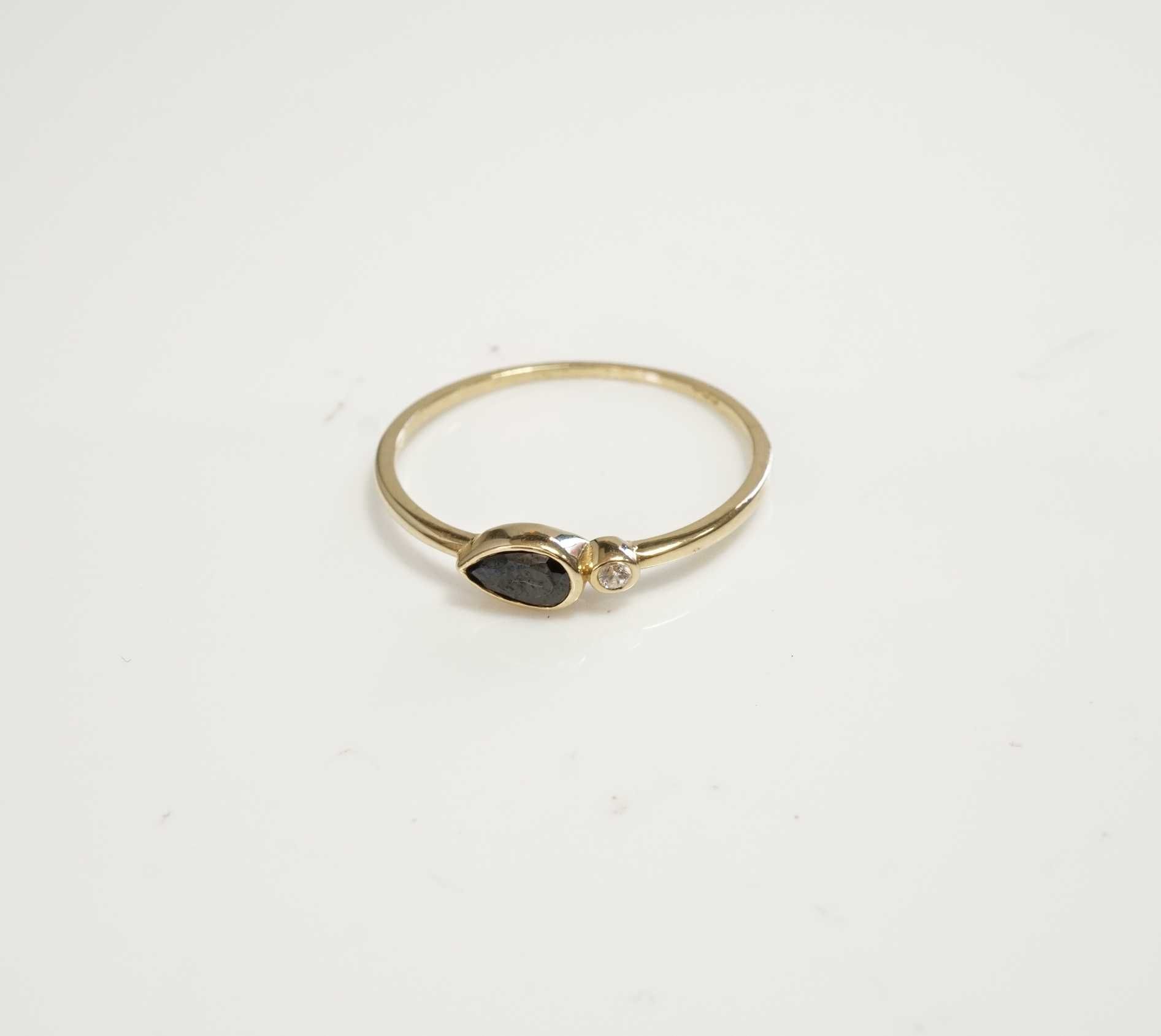 Złoto 585-Złoty pierścionek z oczkiem